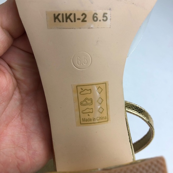 Cape Robbin Gold/Clear Block Heels Size 6 1/2” - Picture 7 of 8